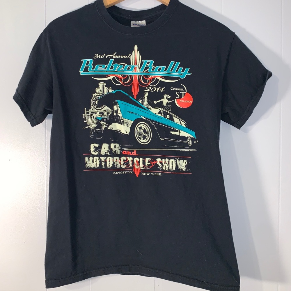 Retro Car Graphic Tee